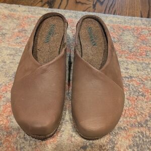 Stylish Brown Mules by Stegman 9.5, but runs small.